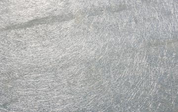 Kettins laminate fibreglass or shingles?